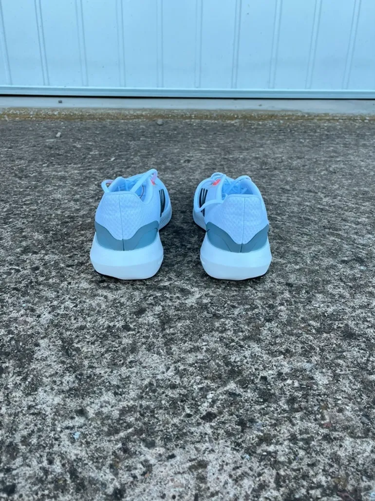 Used Adidas Running Shoes bike — image 5 of 7