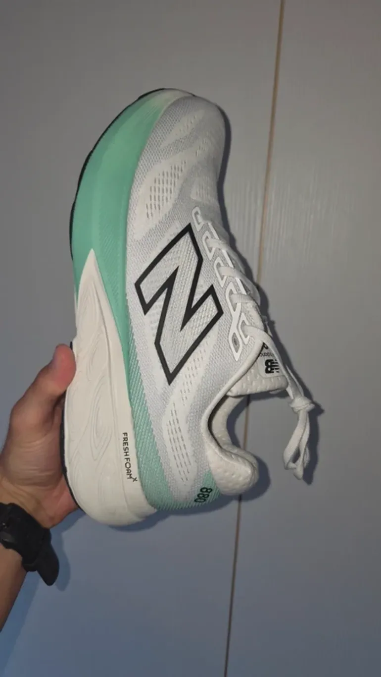 Used New Balance 880 v15 bike — image 7 of 10