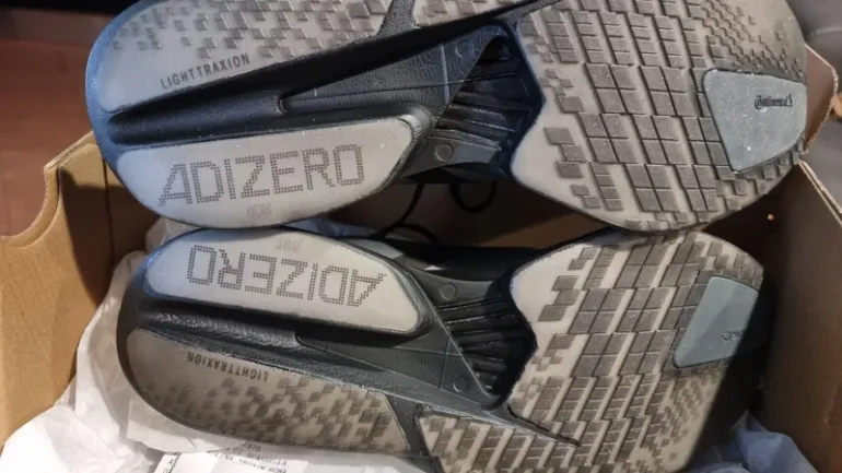 Used Continental Adizero Adios Pro 4 bike — image 6 of 11