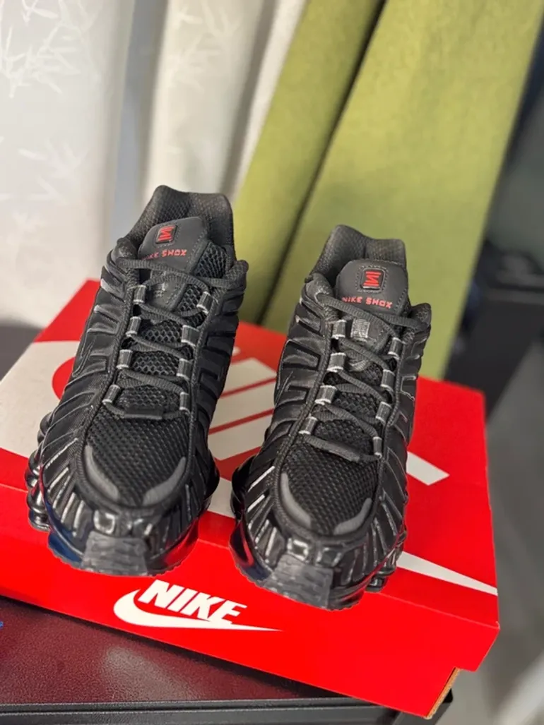 Used Nike Air Max Plus TL bike — image 2 of 8