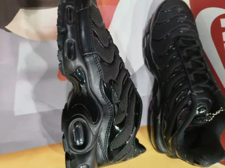 Nike Air TN bike d'occasion — image 2 sur 4