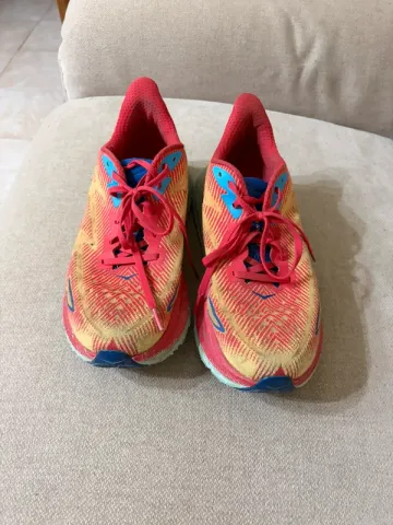 Used Hoka Clifton 9 bike — image 2 of 5
