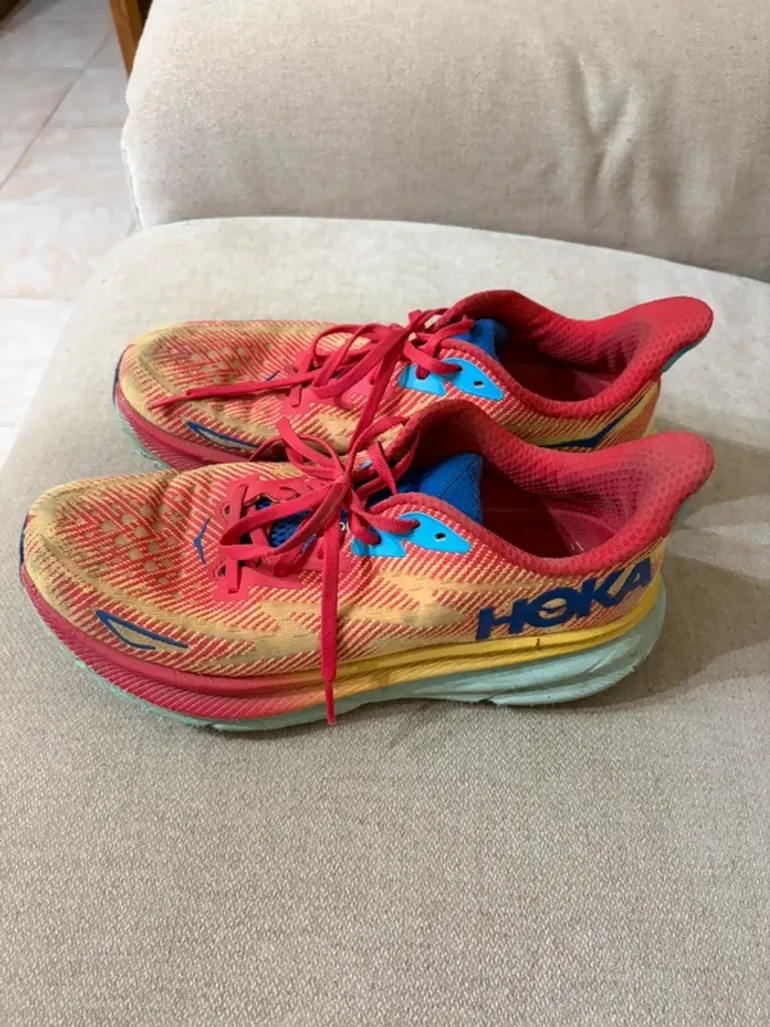 Used Hoka Clifton 9 bike — image 3 of 5