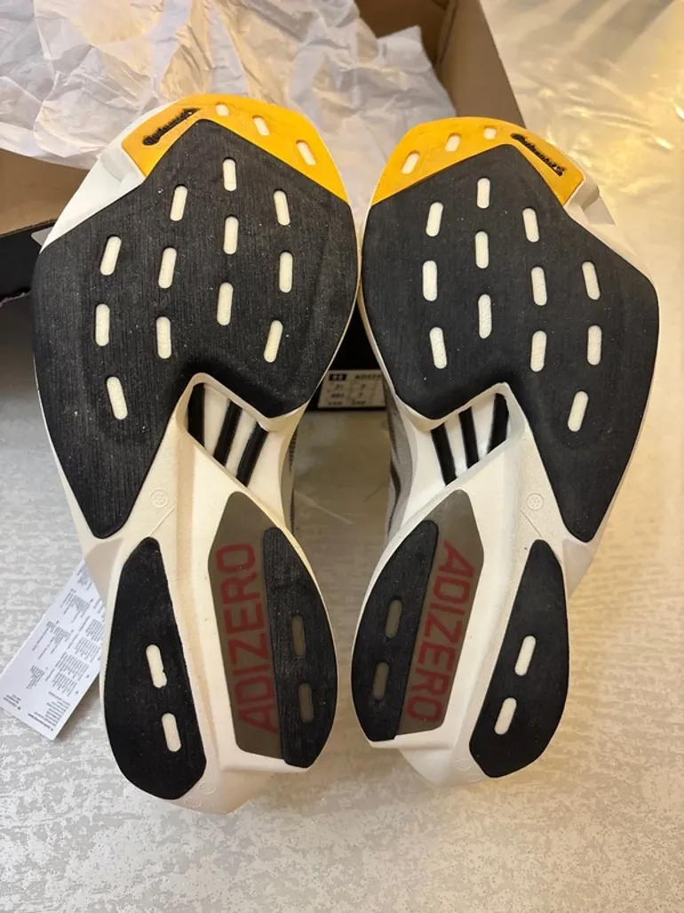 Used Pro Adizero Adios 3 bike — image 10 of 12