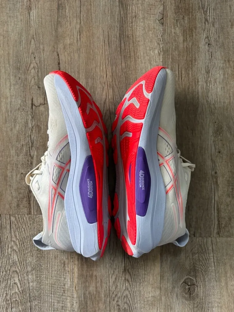 Asics Gel Kayano 32 Tokio Edition bike usato — immagine 5 di 5