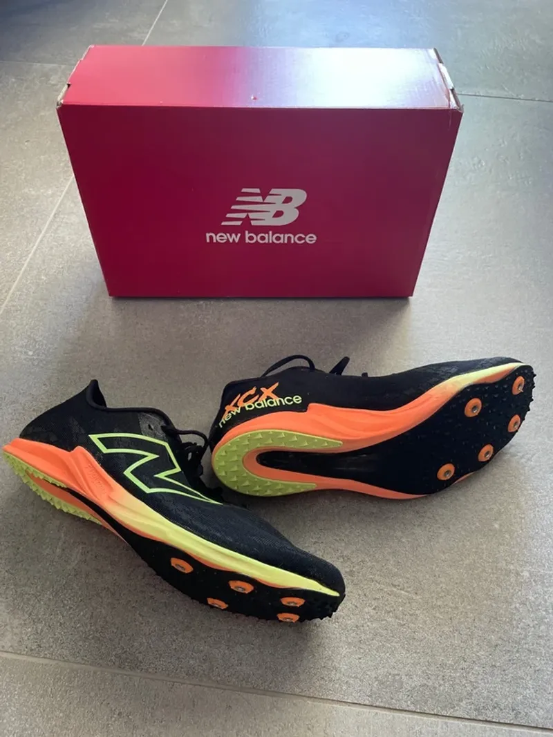 New Balance Fuelcell XCX Running Shoes d'occasion