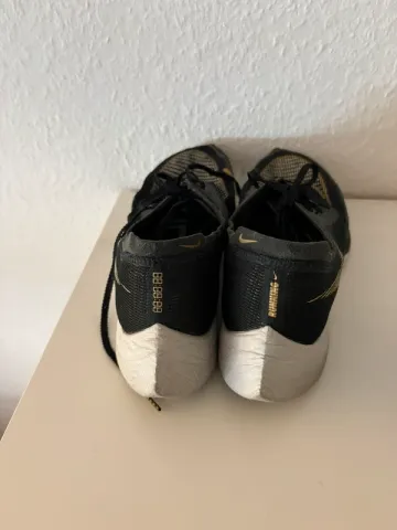 Použité Nike Zooms Vaporfly Next% bike — obrázek 3 z 4