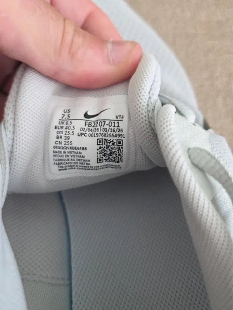 Used Nike Revolution 7 bike — image 3 of 3