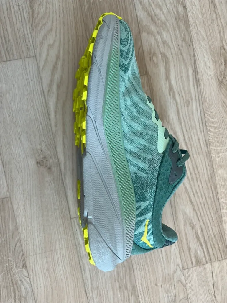 Used Hoka Challenger 7 bike — image 3 of 9