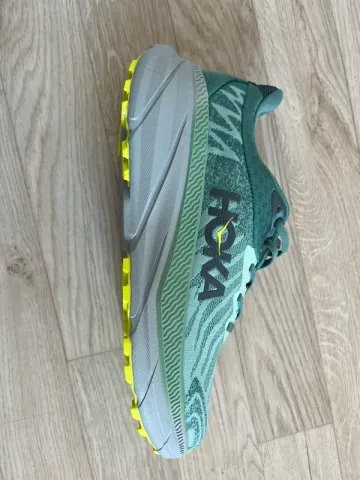 Used Hoka Challenger 7 bike — image 2 of 9