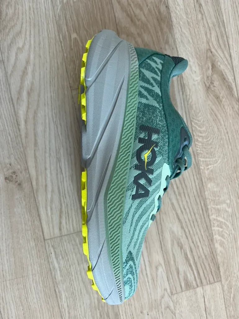 Used Hoka Challenger 7 bike — image 2 of 9