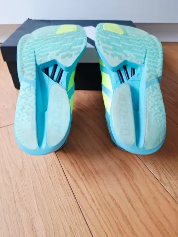 Used New Balance Adizero Adios Pro 4 bike — image 11 of 15