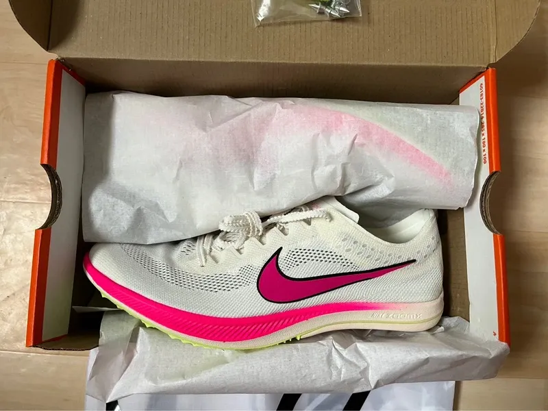 Used Nike Dragonfly 1 Running Shoes