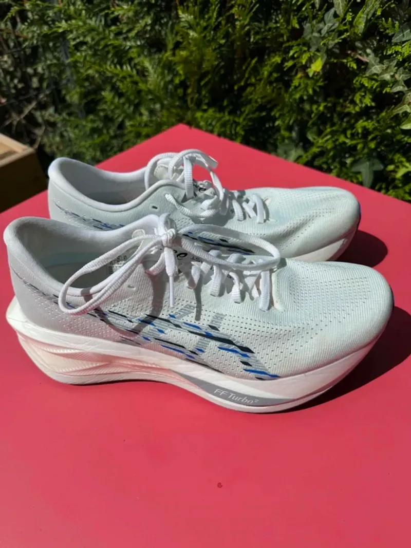 Used Asics Sonic Blast Running Shoes