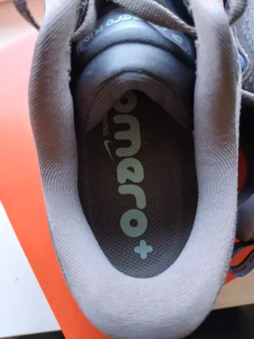 Used Nike Vomero Plus bike — image 4 of 13