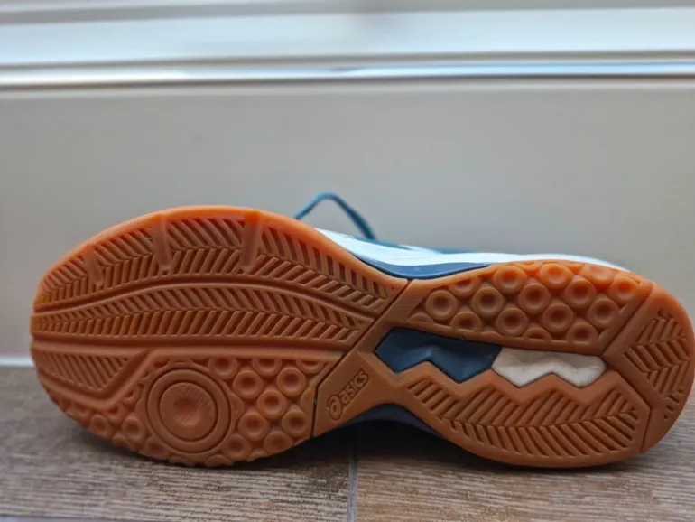 Used Asics Gel Task bike — image 7 of 8