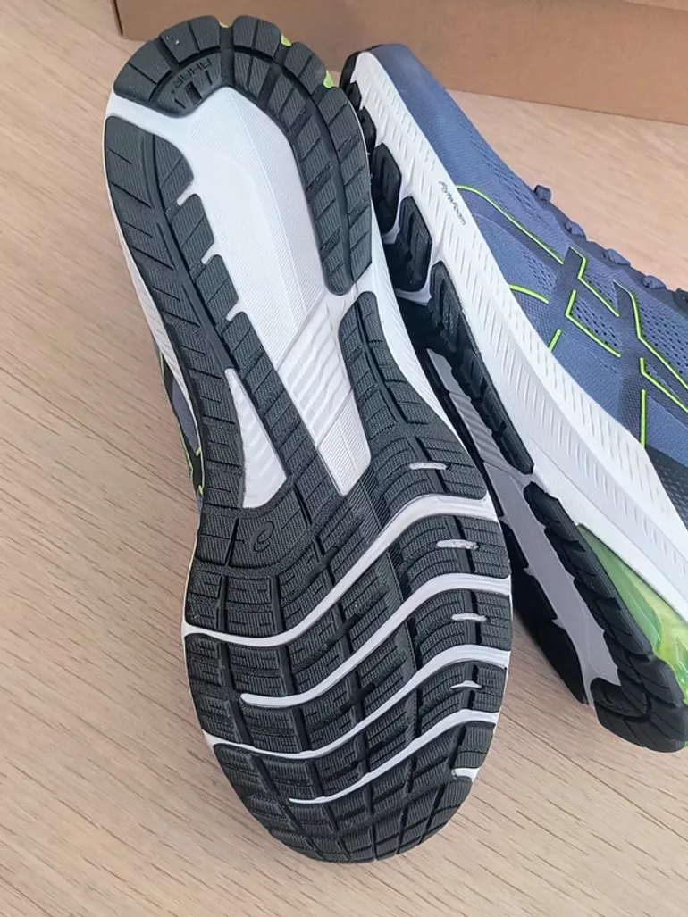 Used Asics GT-1000 12 bike — image 9 of 12