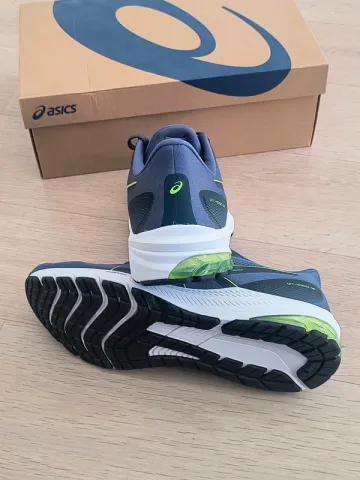 Used Asics GT-1000 12 bike — image 8 of 12