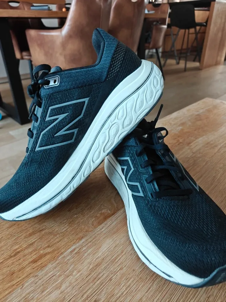 Used New Balance 860 bike — image 1 of 7