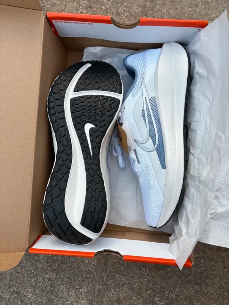 Used Nike Downshifter 13 bike — image 2 of 6