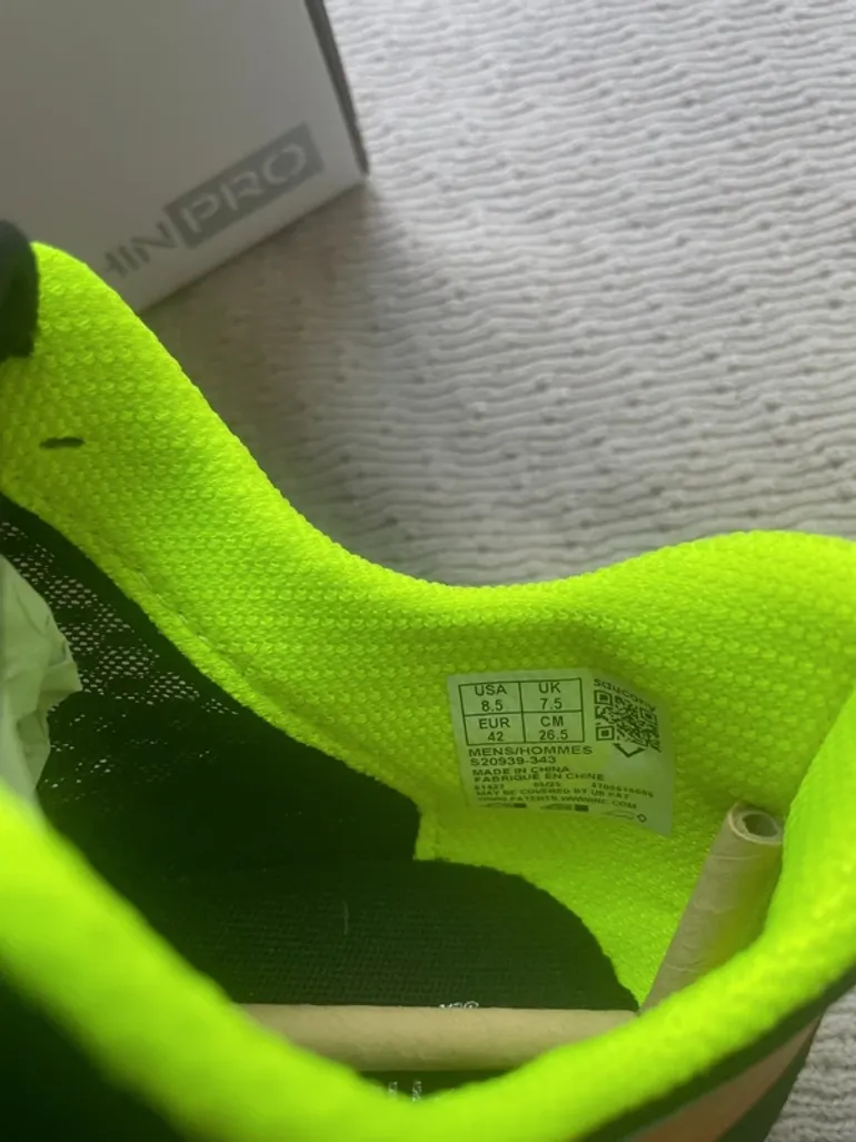 Used Saucony Endorphin Pro 4 bike — image 8 of 8