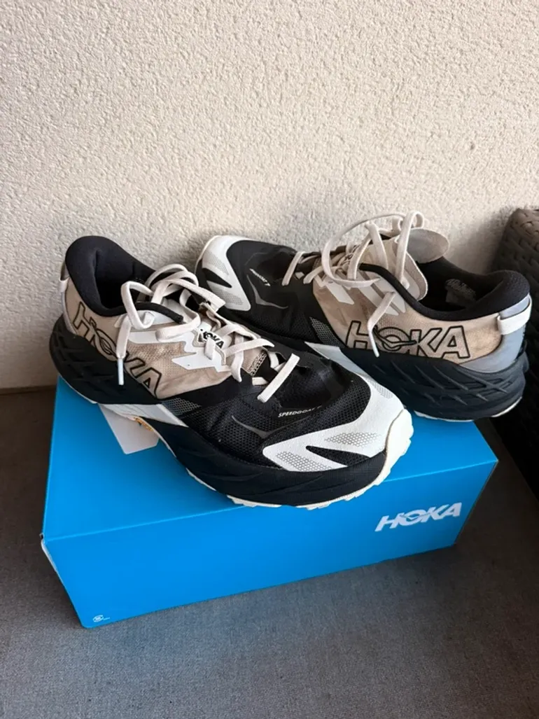 Tweedehands Hoka Speedgoat 7 bike — afbeelding 1 van 3