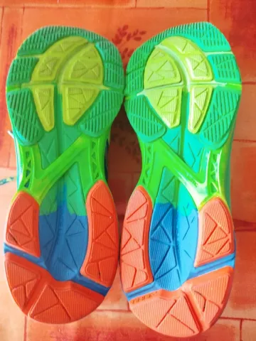 Używany Asics Gel Noosa Tri bike — zdjęcie 2 z 4