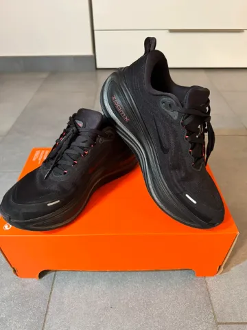 Used Nike Vomero Plus bike — image 7 of 8