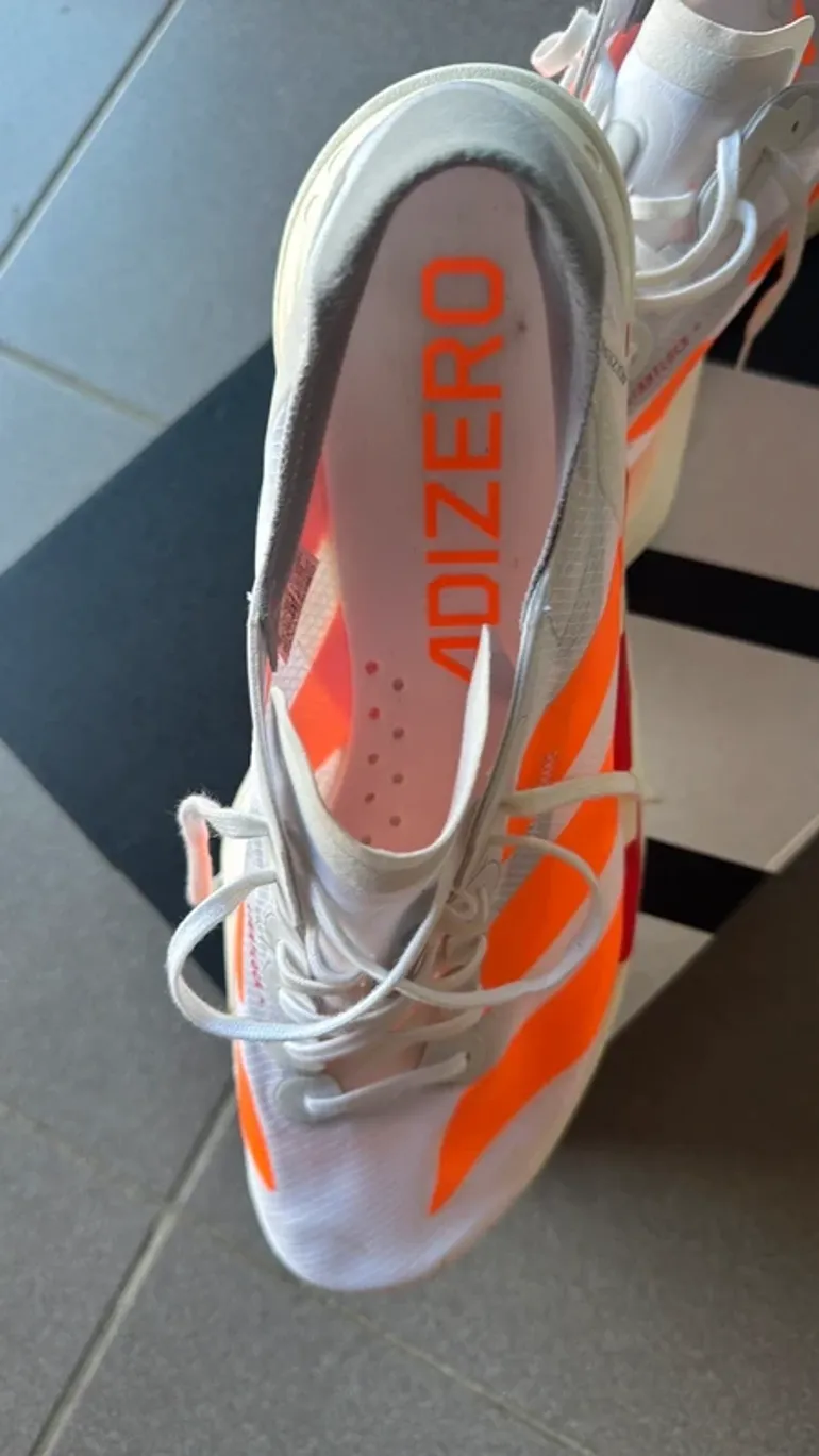 Used Adidas Adios Pro bike — image 3 of 3