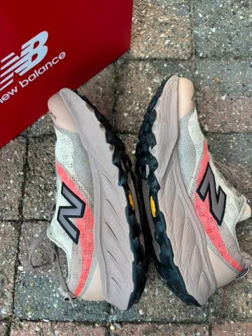 Used New Balance Fresh Foam x Hierro v9 bike — image 7 of 8