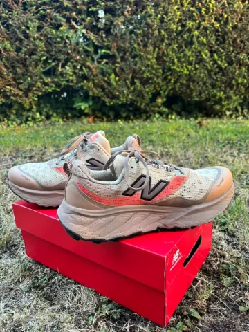 Used New Balance Fresh Foam x Hierro v9 bike — image 4 of 8