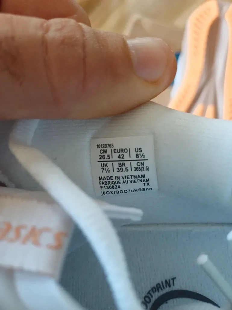 Used Asics Novablast 5 bike — image 6 of 8