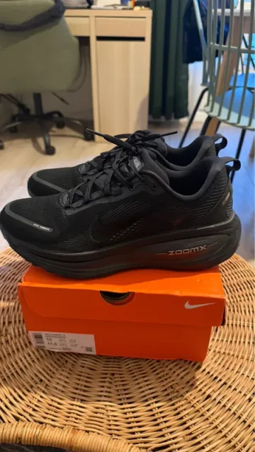 Tweedehands Nike Vomero 18 bike — afbeelding 9 van 12