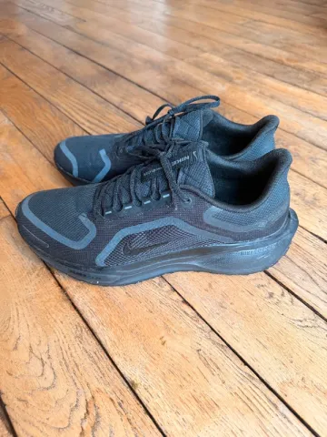 Used Pegasus 41 Gore Tex bike — image 1 of 4