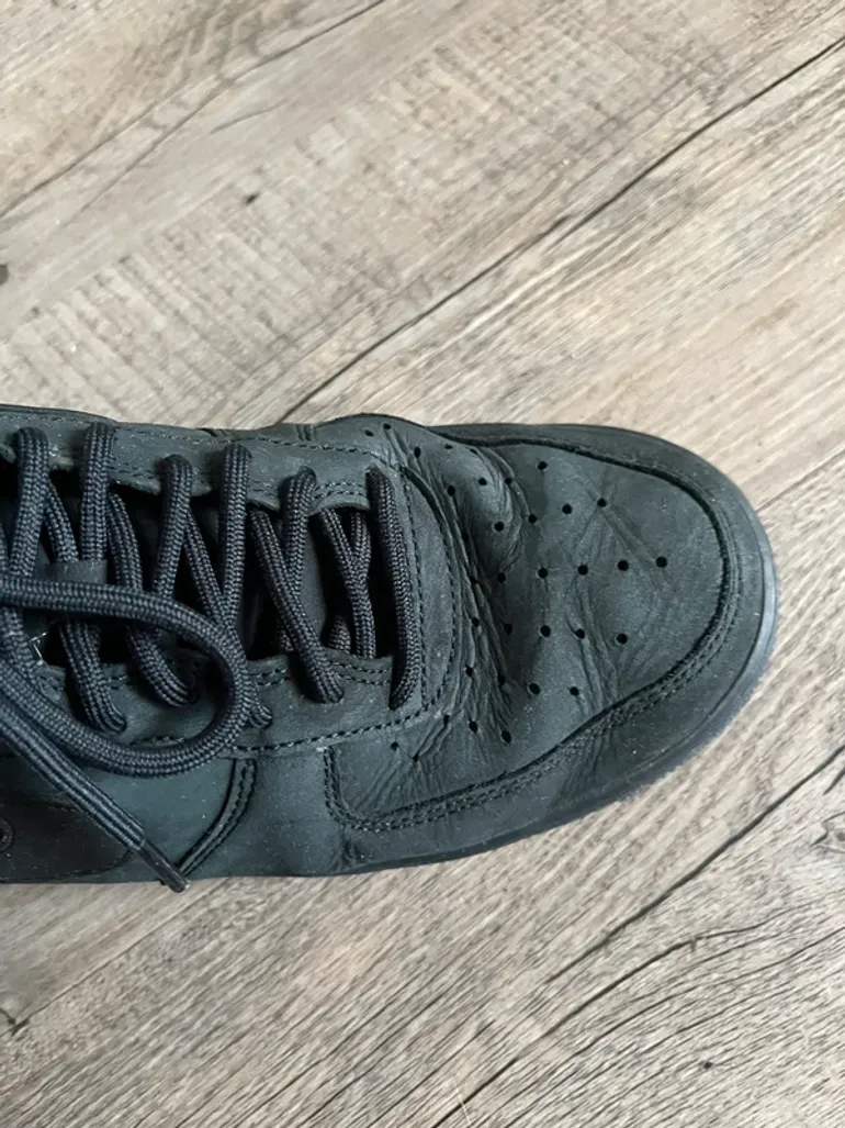 Used Nike Shoes bike — image 3 of 4