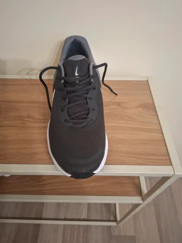 Použité Nike Revolution 7 bike — obrázek 3 z 5