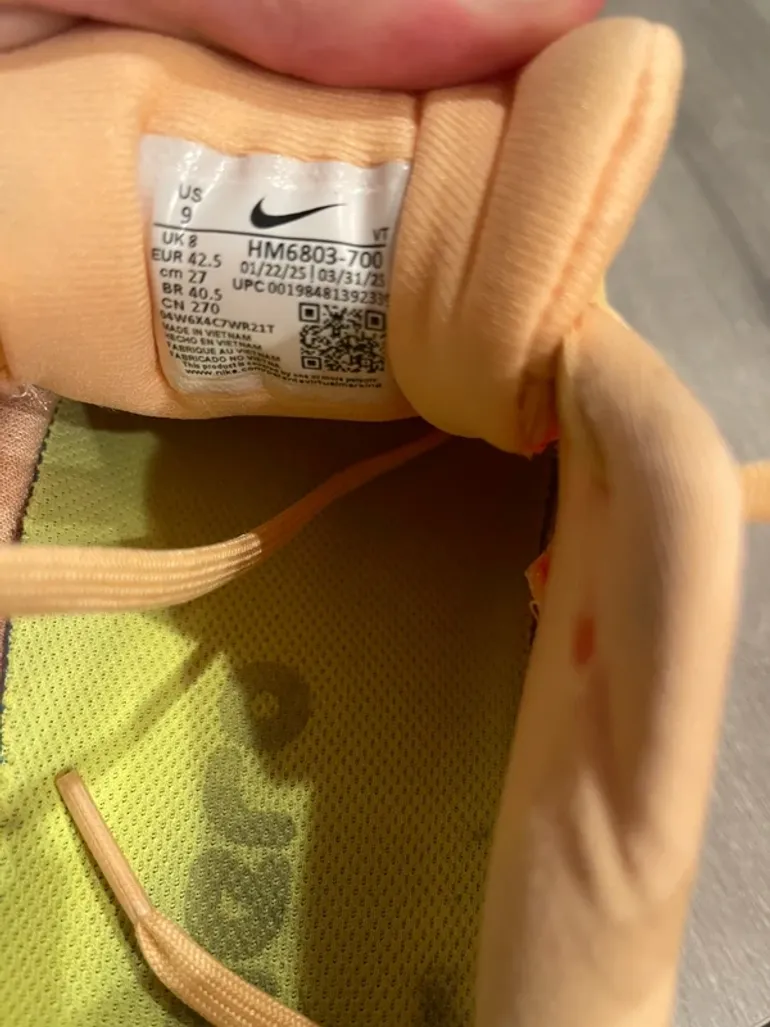 Tweedehands Nike Vomero 18 bike — afbeelding 7 van 7