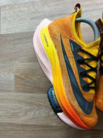 Použité Orange Air Zoom Alphafly Next% Ekiden bike — obrázek 2 z 15