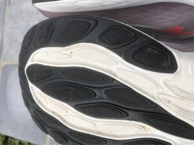 New Balance 1080 v14 bike d'occasion — image 12 sur 15