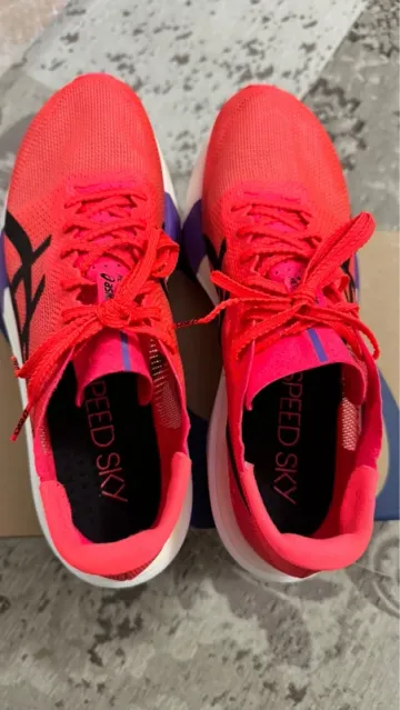 Used Saucony Metaspeed Sky Tokyo bike — image 7 of 10