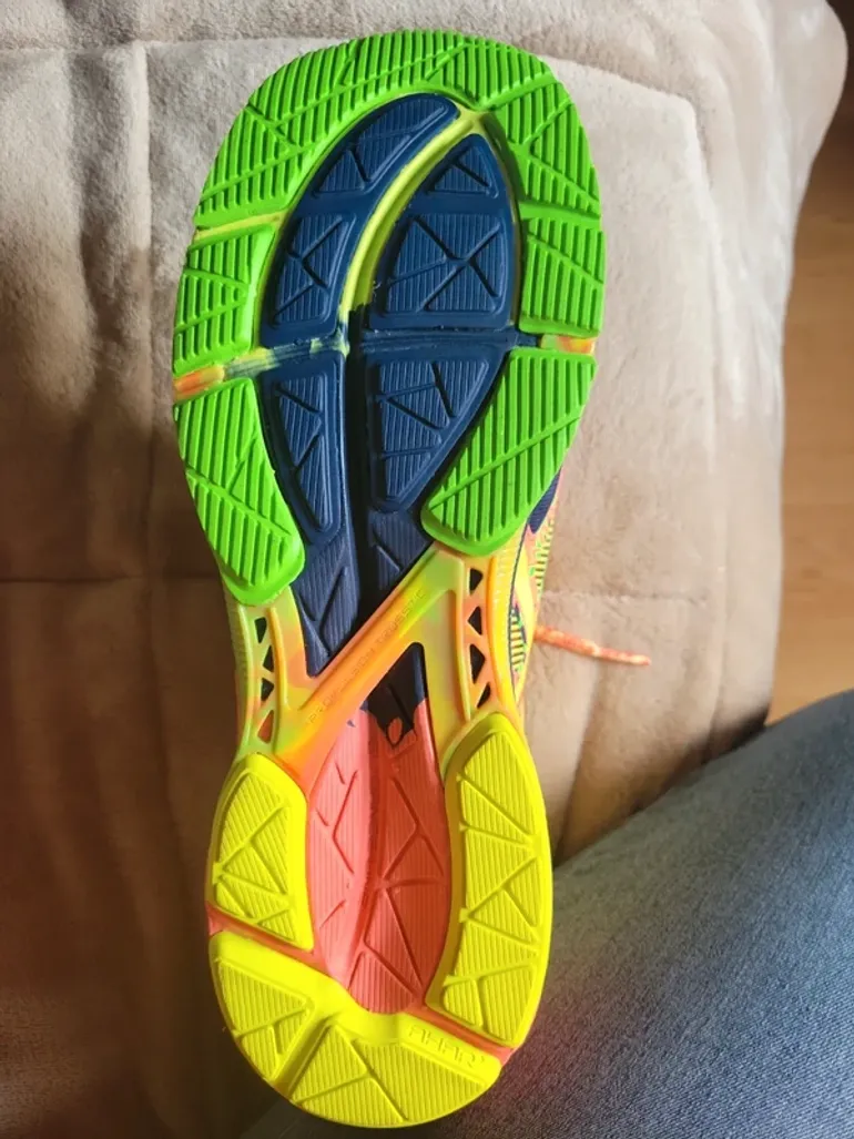 Used Asics Running Shoes bike — image 7 of 7