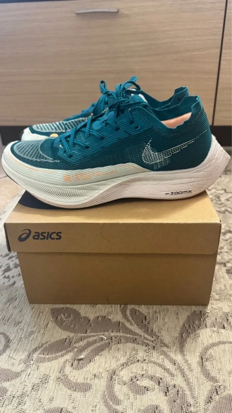 Saucony Vaporfly Next% 2 bike usato — immagine 2 di 14
