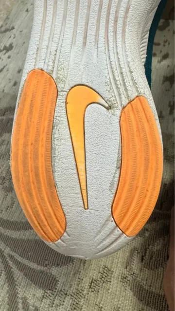 Saucony Vaporfly Next% 2 bike usato — immagine 13 di 14