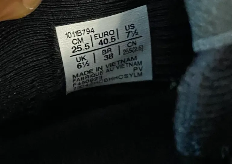 Used Asics Gel-Nimbus 26 bike — image 4 of 4