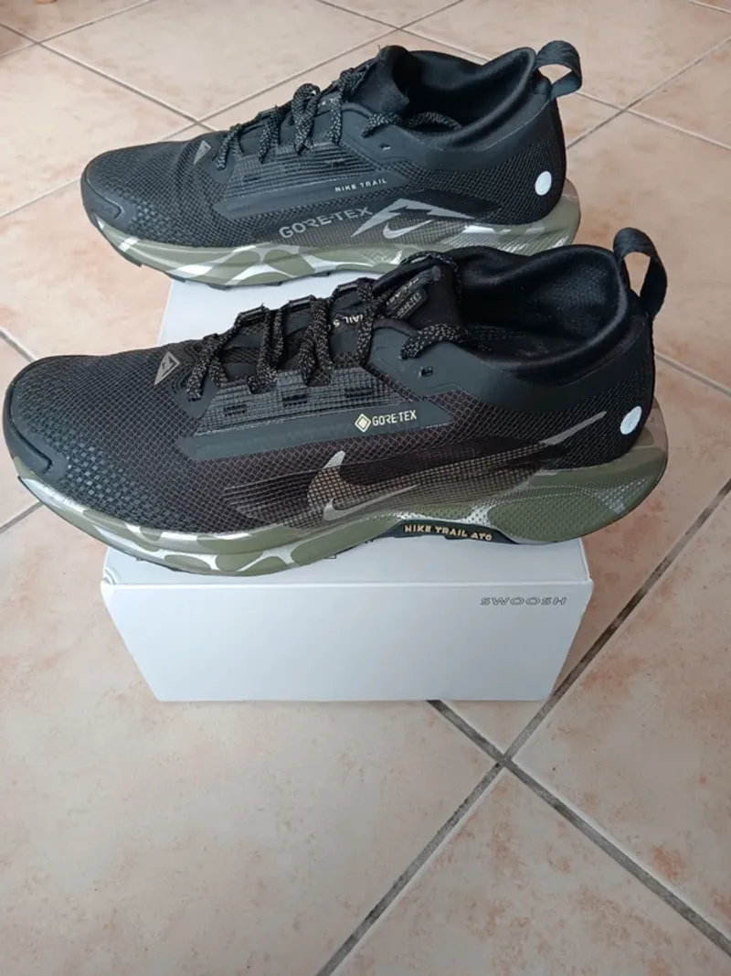 Used Pegasus React Trail Gore-Tex Running Shoes