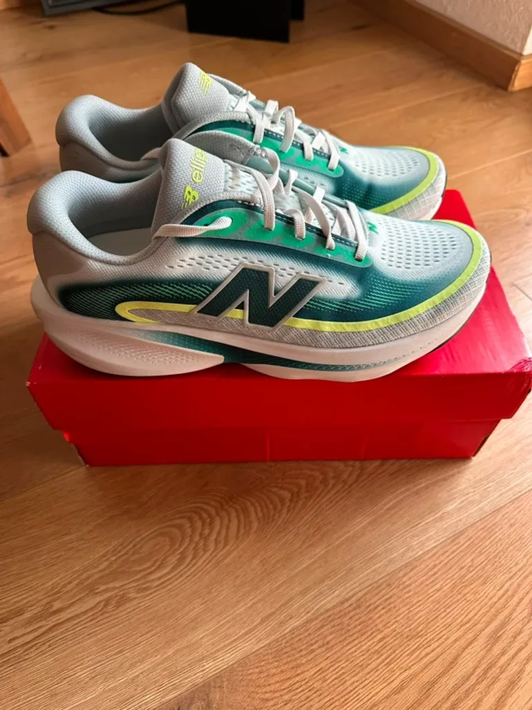 Gebrauchtes New Balance Ellipse V1 bike — Bild 2 von 9