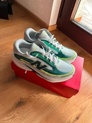 Gebrauchtes New Balance Ellipse V1 bike — Bild 1 von 9