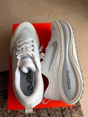 Tweedehands Nike Vomero plus bike — afbeelding 3 van 7