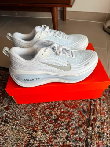 Tweedehands Nike Vomero plus bike — afbeelding 1 van 7
