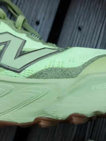 Used New Balance Fresh Foam X Hierro v9 bike — image 12 of 15